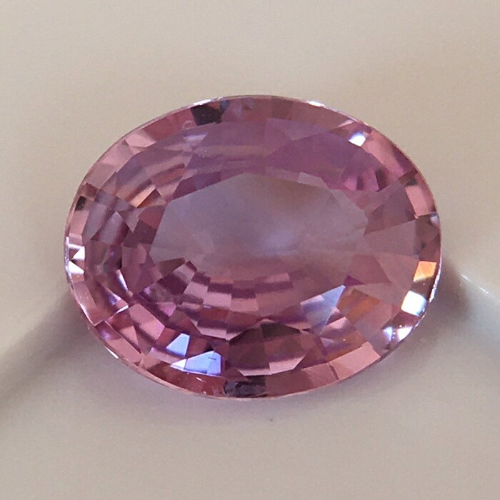 非加熱ピンクサファイア スリランカ産 0.71ct 鑑別書付【新採掘】 ルース 新品 大...