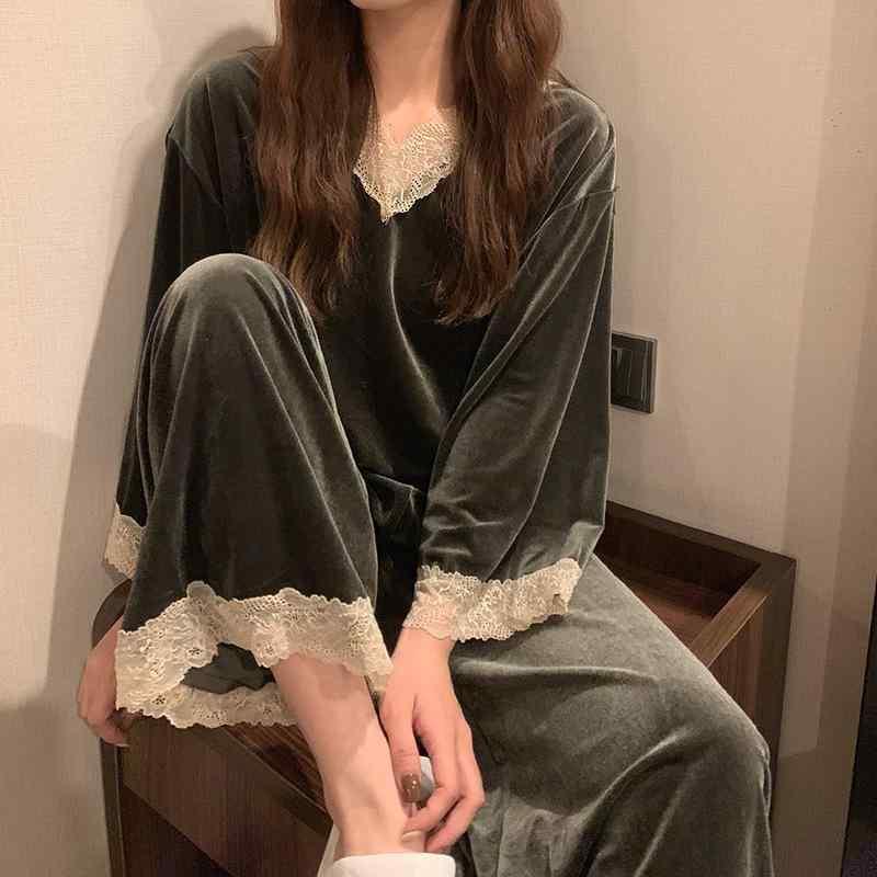 ・カテゴリ: 睡衣・素材: ポリエステル繊維、金丝绒・スタイル: レース、高貴・ネックライン: Vネック・袖丈: 九分袖・パンツ丈: フルレングス・機能: 保温・対象: 親子・色: 木緑, 紫, 藕粉, 緑・サイズ: M, L, XL, XXL・生地の厚さ: 普通 (181-200g/m²)・主要生地成分の含有量: 80-90%