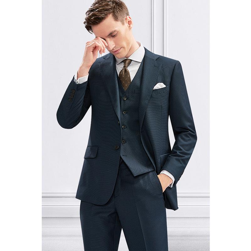 ・カテゴリ: スーツ・スタイル: ビジネス・素材: 化学繊維混紡・主素材: レーヨン81%・フロント: 2つボタン・フィット: スリム・厚さ: 普通・カラー: ダークグリーン（ジャケット＋パンツ）、ダークグリーン（ジャケット＋パンツ＋ベスト）・サイズ: 165/84A(44A), 170/88A(46A), 175/92A(48A), 180/96A(50A), 185/100A(52A), 190/104A(54A)