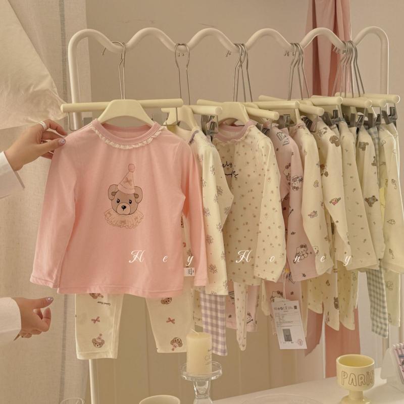 パジャマ 上下セット ベビー キッズ 子供服 春秋冬 長袖 コットン プリント柄 ルームウェア 部屋着 寝..
