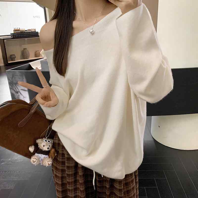 ニット レディース 一字肩 秋冬 ゆったり 接触冷感 長袖 トップス プルオーバー 杏色 酒红色 オートミール ふんわり やわらか かわいい 普段使い デート