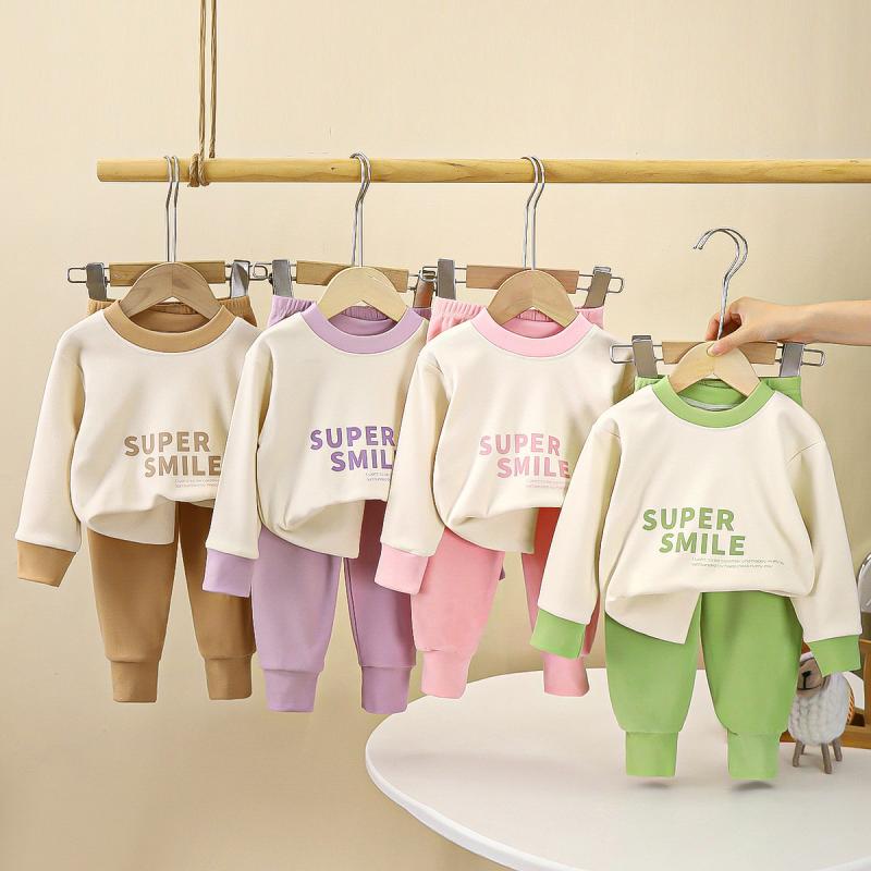 ・対象: 子供・生地: 徳绒・性別: 男女兼用・カラー: ピンク文字、紫文字、茶色文字、緑文字、ピンク小熊、茶色小熊、緑小熊、紫小熊、満花緑小熊、満花ピンク小熊、満花茶色地球、満花茶色小熊頭、水色縦縞、ベージュ縦縞、薄緑縦縞、ピンク縦縞、黄...