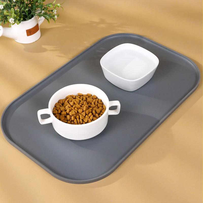 ペット用食器マット 犬猫用 シリコン製 プレースマット 食べこぼし防止 滑り止め付き 無地 薄荷緑 灰色 ブラック ベージュ