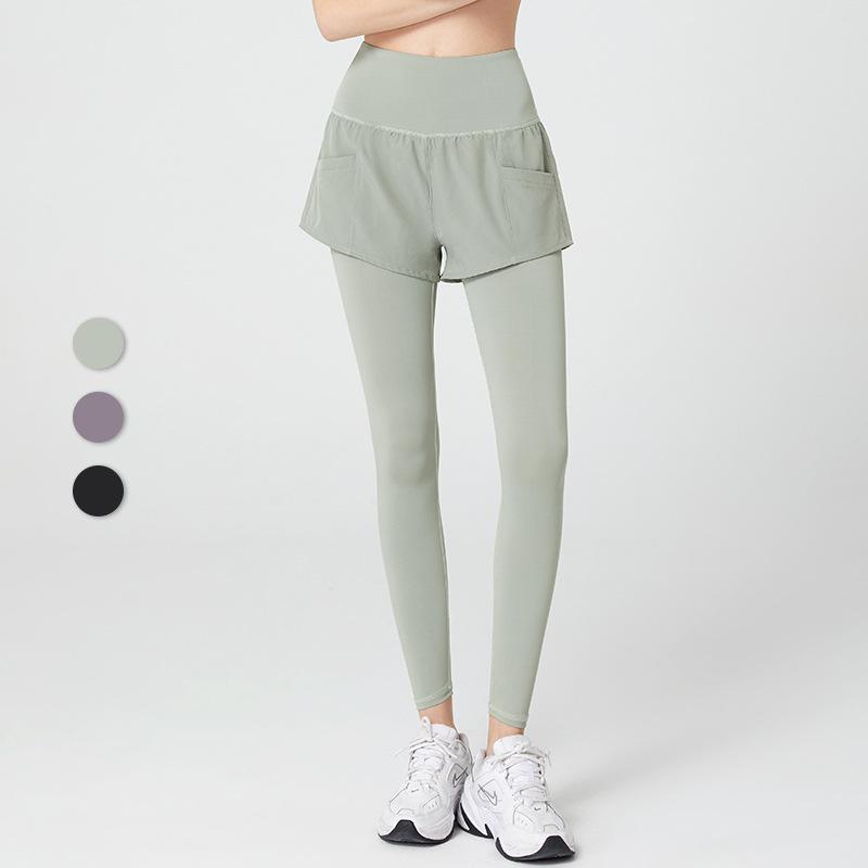 ヨガパンツ レディース 大きいサイズ スポーツレギンス スパッツ 高腰 美尻 体型カバー 速乾 伸縮性 ランニング トレーニング フィットネス 紫 黒