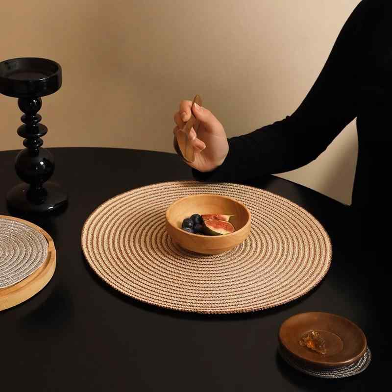 鍋敷き 綿糸 円形 断熱マット 耐熱 滑り止め 編み込み コースター キッチン用品 食卓 深青色 ピンク系 冷彩色 グレー 浅青色 深灰色
