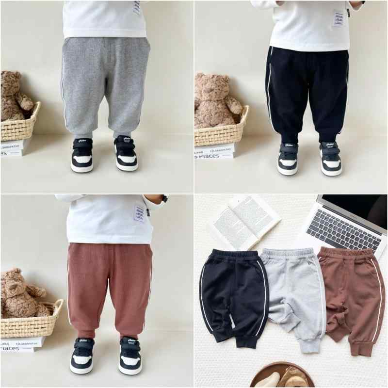 キッズ パンツ 子供用 長ズボン スウェットパンツ 裾絞り ジャージパンツ グレー ブラック ブラウン 70%綿 春秋 中小 детская カジュアルパンツ