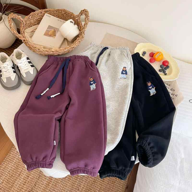 子供用パンツ 裏起毛パンツ 男女兼用 ベビー 保温パンツ 厚手 スウェットパンツ 小熊 刺繍 グレー ブラック パープル 春秋冬