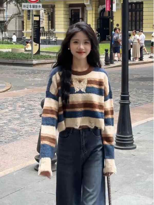 ニット レディース 秋冬 韓国風 レトロ 配色 ストライプ柄 ゆったり ショート丈 トップス アクリル 接触冷感 伸縮性 プルオーバー クルーネック ドロップショルダー