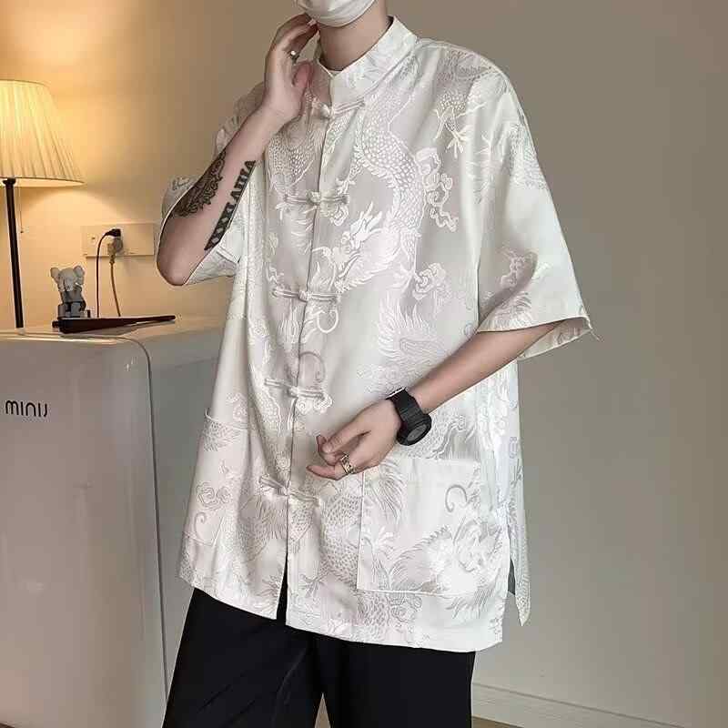 2024 年 夏 紳士 服 半袖 縦縞 シャツ 薄手 青年 方 襟 修身 型 ファッション シャツカテゴリー: ブランド: その他商品番号: C15生地名: アセテート繊維素材機能: 洗濯機で洗えます生地番手: 20個入りスタイル: 若々しいファッション,カーディガン淘宝網カテゴリー: ユースファッション(18～24歳)バージョン: スリムフィット首輪の種類: ラペル袖丈: 半袖パターン: ソリッドカラー誤差範囲: その他在庫があるかどうか: はい在庫の種類: 注文全体スタイル詳細: プリント群衆に適しています: ティーンエイジャー発売年・シーズン: 2025年春主な生地構成: ポリエステル繊維(ポリエステル)主な生地成分の含有量: 71% (両端を含む)-80% (両端を含む)適用可能なシナリオ: レジャー色: ブラック-C15,ホワイト-C15サイズ: M,L,XL,2XL,3XL適した季節: 夏職人技: ノーアイロン処理主要な下流プラットフォーム: ,,,アリエクスプレス,独立したステーション,LAZADA,その他主なエリア: アフリカ,ヨーロッパ,南米,東南アジア,北米,北東アジア,中東,その他専用の源ですか?: はいオリジナルデザイン: いいえ品質検査報告書の有無: いいえ品質検査報告書番号: いいえ対象年齢層: 大人対象性別: 男性製品カテゴリー: シャツ