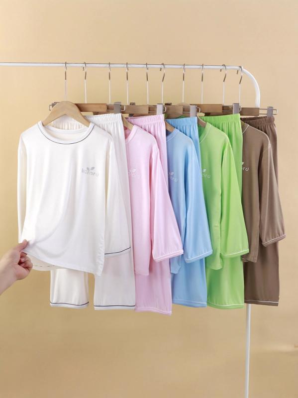 ・商品カテゴリ: 子供用ホームウェア・安全基準: クラスA・生地: Modal・対象: 男女兼用・対象年齢層: 8歳以上(140cm以上)・スタイル: カジュアル・対応身長: 80cm, 90cm, 100cm, 110cm, 120cm, 130cm, 140cm, 150cm, 160cm, 170cm, 180cm・主な生地の組成: 再生セルロース繊維 95%・厚さ: 薄手・柄: 無地、文字、その他・機能: 通気性・生地の加工: 柔らか加工・適した季節: 春秋、夏、秋・実写: モデルなし・毛玉/余分な糸の処理: 完全に取り除き済み・要素: セットアップ、田園、漫画、プリント、親子、キャンディ