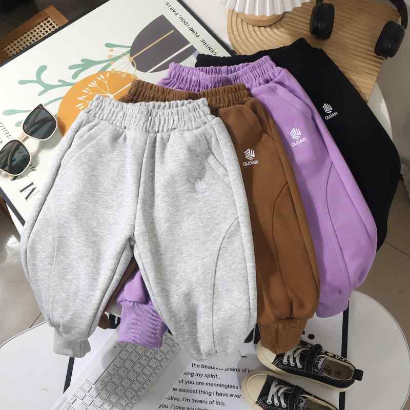 パンツ キッズ 男女児 兼用 カジュアルパンツ ロングパンツ 韓国風 刺繍 ウエストゴム 裾絞り 100cm 110cm 120cm 130cm 140cm 150cm 160cm 170cm ブラック 浅灰色 パープル コーヒー色