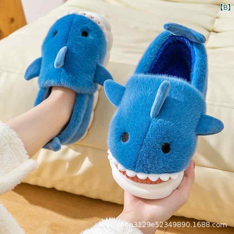 スリッパ ルームシューズ レディース メンズ かわいい シャーク サメ 暖か もこもこ 滑り止め 厚底 室内履き 天ブルー 青 ピンク グレー 2