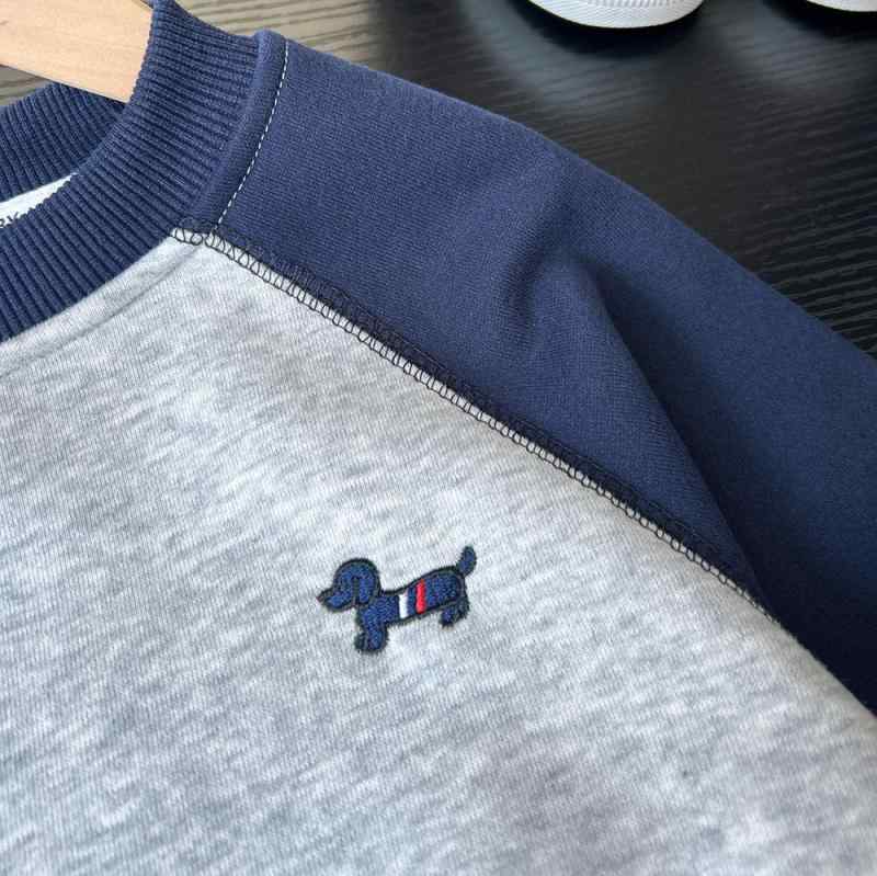 子供服 男の子 ジャージ スウェット 上下セット スポーツウェア 長袖 ロングパンツ 100cm 110cm 120cm 130cm 140cm 150cm ホワイト グレー 綿 秋