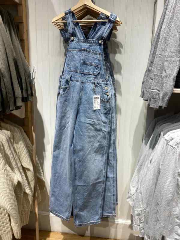 パンツ レディース デニム サロペット オールインワン ワイドレッグ ストレート ゆったり 体型カバー 着痩せ ブルー ホワイト 春 通勤 カジュアル