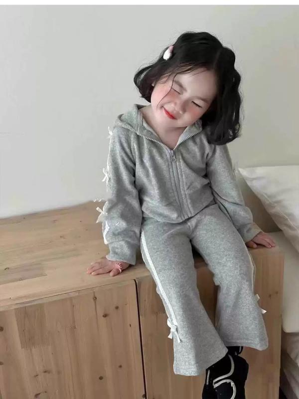 子供用セットアップ キッズ 女の子 パーカー パンツ 上下 2点セット 長袖 長ズボン 無地 柔らかい 綿 秋