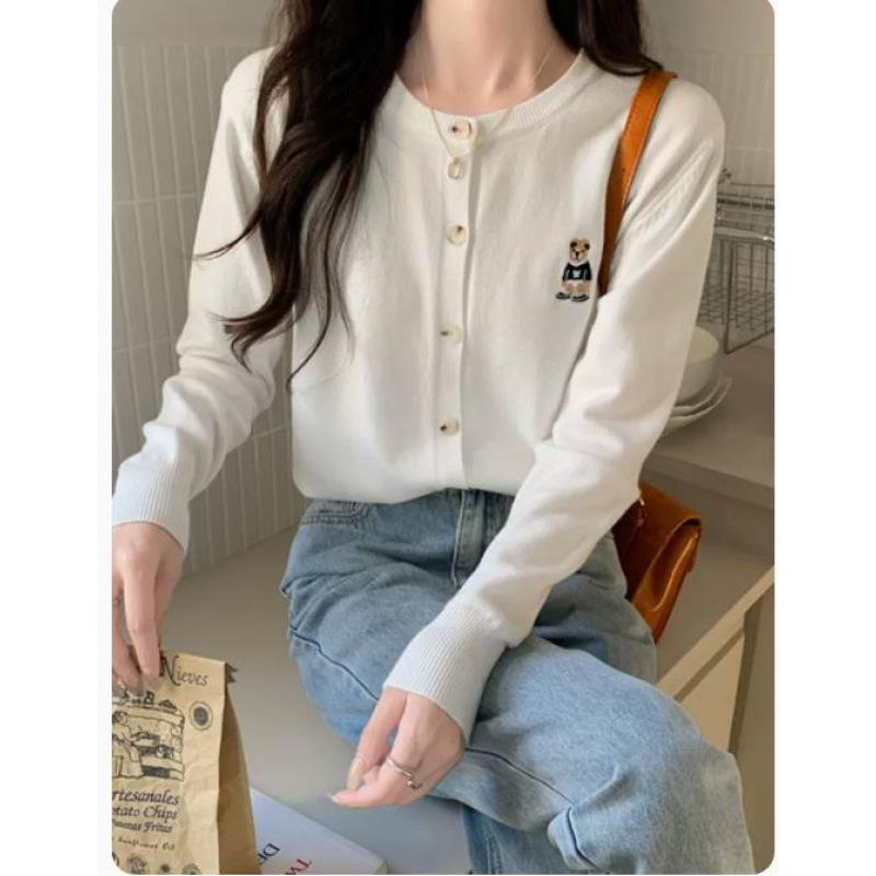 カーディガン レディース 韓国風 小熊 刺繍 ニット トップス アウター 秋冬 きれいめ かわいい おしゃれ 羽織り 長袖 丸首 通勤 オフィス カジュアル 白 グレー