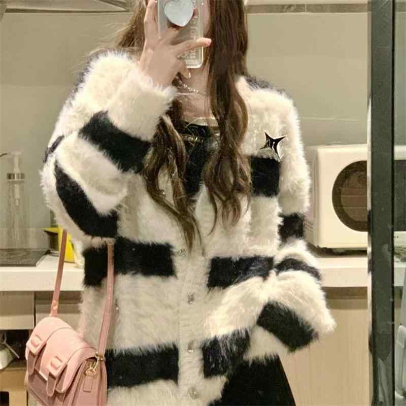 ニットカーディガン レディース 韓国風 ボーダー柄 ニット トップス 秋冬 長袖 Vネック ゆったり 普段使い デート