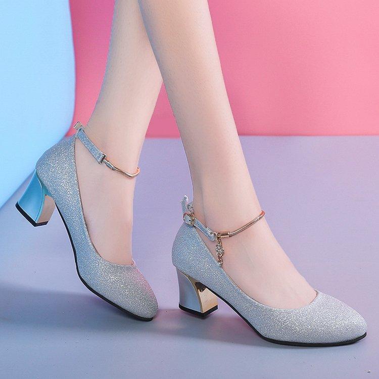 パンプス レディース 太ヒール ラウンドトゥ ストラップ 韓国 ファッション 結婚式 パーティー 通勤 仕事 普段使い かわいい ブラック シルバー ゴールド 春夏