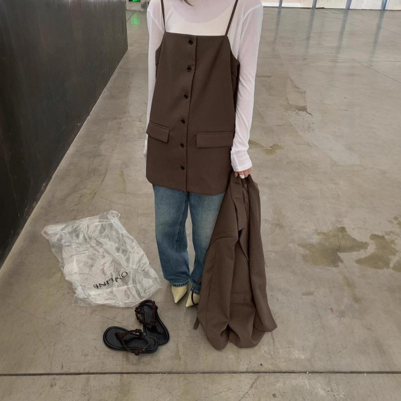 ワンピース レディース 韓国風 レトロ 排扣 デザイン サロペットスカート ジャンスカ 高腰 膝丈 ミディアム丈ワンピース ノースリーブ Aライン 無地 カジュアル 普段使い デート 春夏