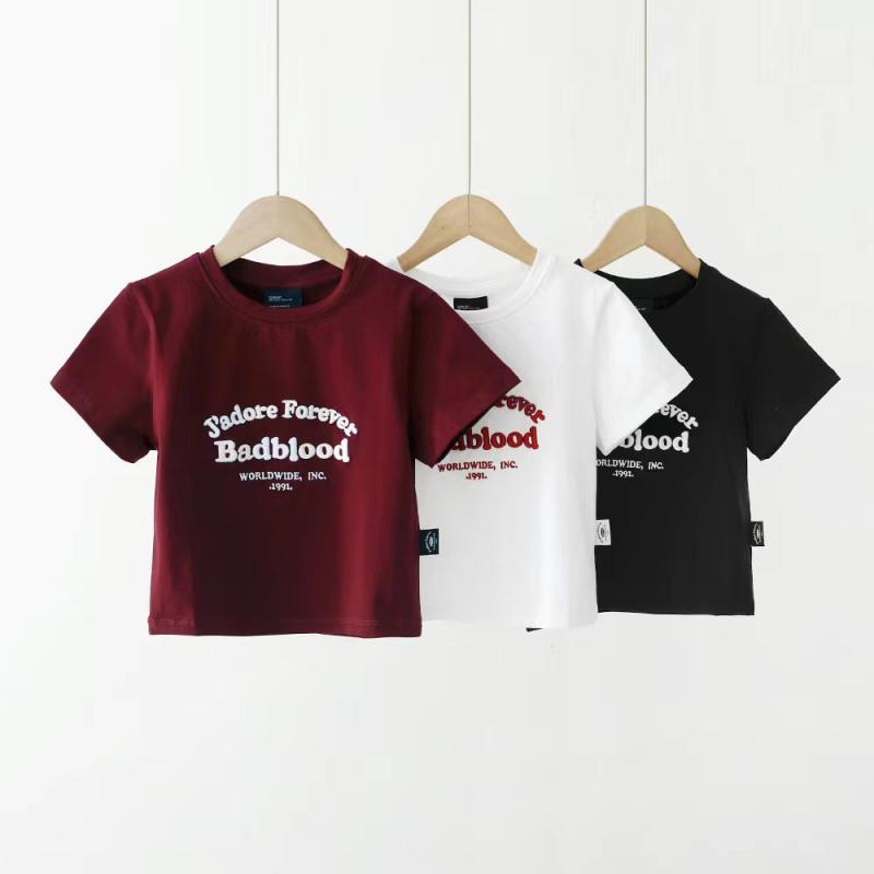 ・素材: 綿・柄: 文字・スタイル: プルオーバー・袖丈: 長袖・製法: 刺繍・フィット: スリム・着丈: 短め (40cm超～50cm以下)・ネックライン: ラウンドネック・袖のタイプ: レギュラー袖・デザイン: 刺繍・カラー: ブラック...