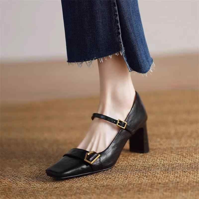 パンプス レディース スクエアトゥ ストラップ レザー 本革 ハイヒール 太ヒール チャンキーヒール マリージェーン 黒 ブラック 茶色 ブラウン フォーマル オフィス カジュアル かわいい 韓国ファッション 春夏 秋冬(4.0)