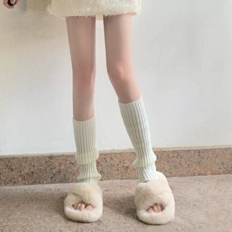 靴下 レディース 大判ニット レッグウォーマー 膝ウォーマー ミドル丈 無地 秋冬 厚手 ホワイト ピンク ブラック レッド ライトグレー