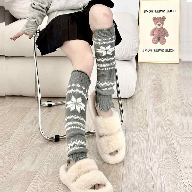 靴下 レディース ロリータ かわいい 雪柄 ジャカード ニット レッグウォーマー 秋冬 ブラック ホワイト 黒 白 暖かい 防寒 冷え対策(4)