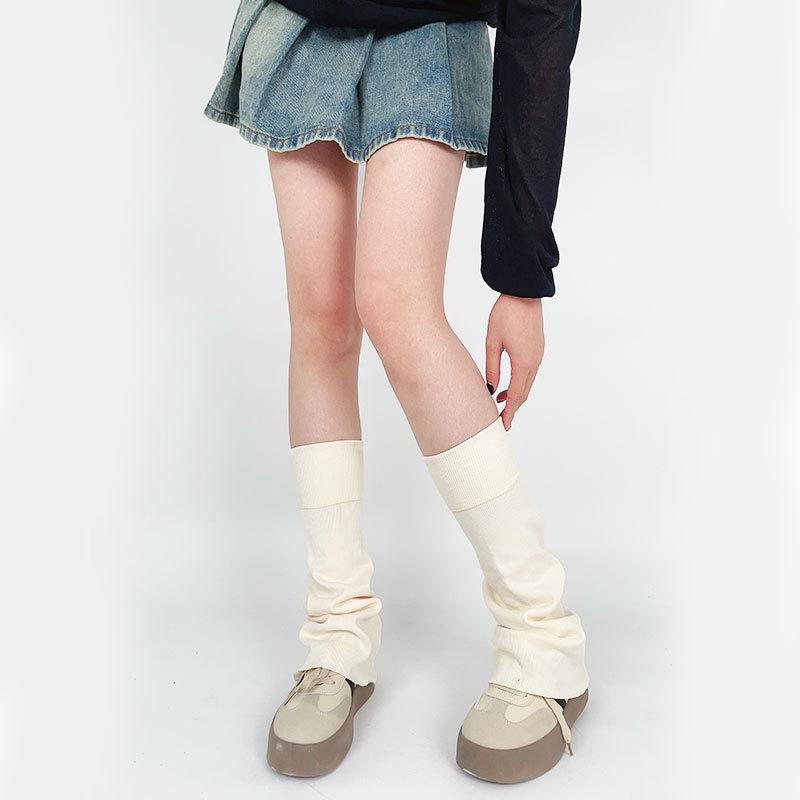 靴下 レディース 婦人 針編み ソックス レッグウォーマー ミドル丈 コットン混紡 無地 春夏秋冬 伸縮性 ブラック 黒 ホワイト 白 グレー
