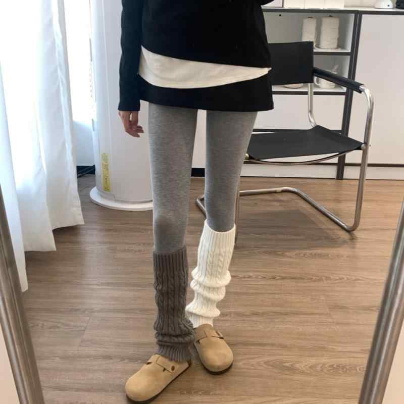 靴下 レディース ケーブル編み ニット レッグウォーマー 菱形柄 秋冬 厚手 アクリル 杏色 ブラック グレー