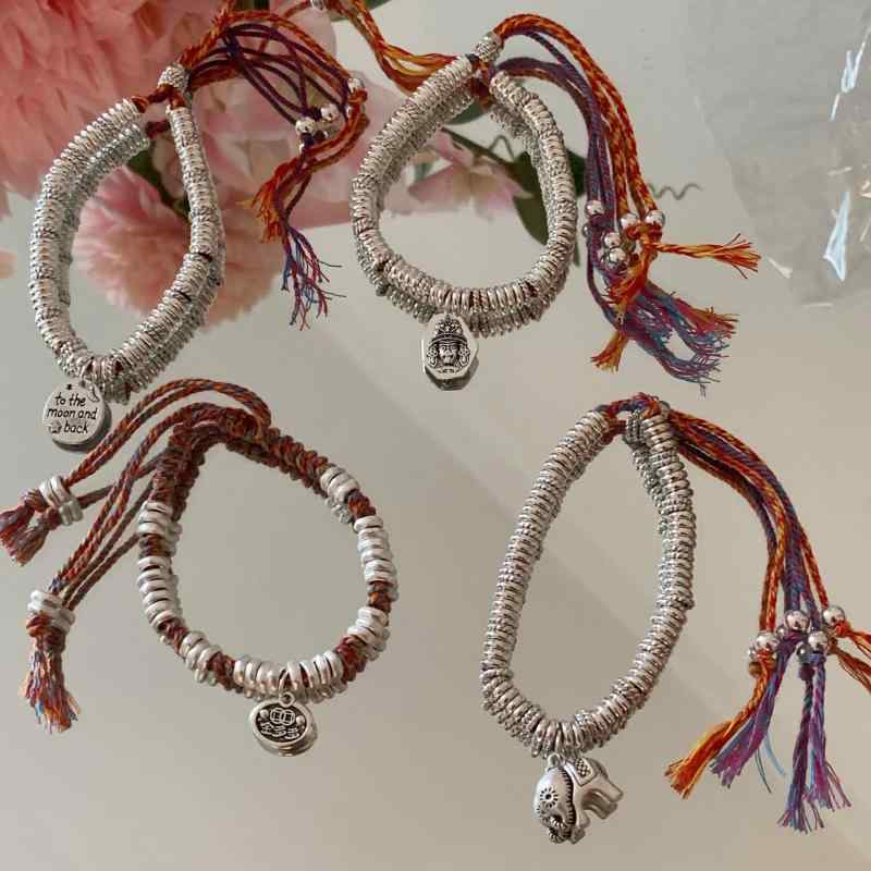 ・素材: レッドロープ・処理方法: 手作り・スタイル: レディース・形状: 幾何学形・ギフト対象: 旅行記念・カラー: 金多めペンダント、象、文字・流行要素: 円形・テイスト: スイートクール・カテゴリー: ブレスレット・対象: 女性・流行...