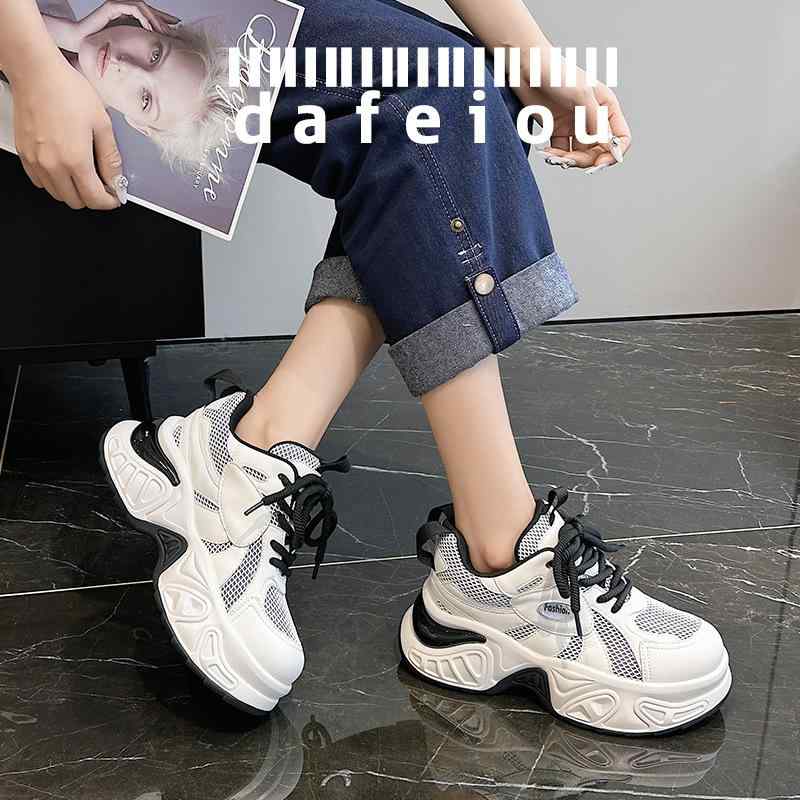 スニーカー レディース 厚底 スポーツ カジュアル シューズ 女性 靴 通気性 ローカット ラウンドトゥ アイボリー ブラック 軽量 クッション性 歩きやすい 普段使い