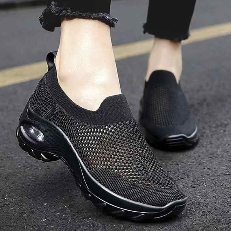 スニーカー レディース 通気性 メッシュシューズ アウトドア 普段使い フラットソール 柔らかい 履きや..