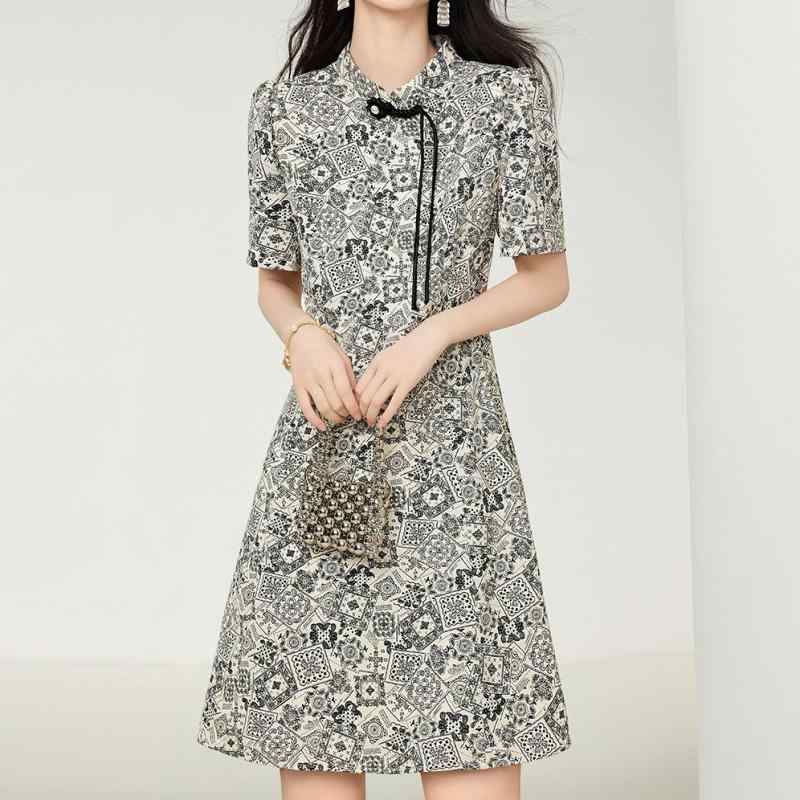 ワンピース レディース チャイナドレス A字スカート ミディ丈 ポリエステル 花柄プリント 高腰 半袖 立ち襟 切り替え 2024年 春夏 エレガント