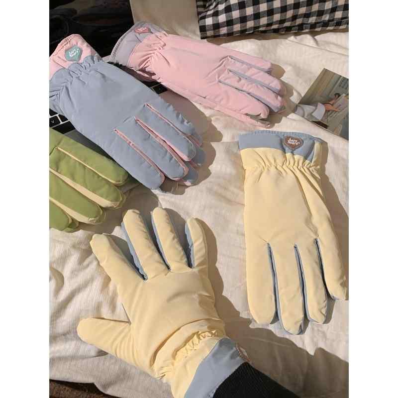 手袋 レディース 冬用手袋 防寒手袋 あったか裏起毛 かわいいハート柄 暖かい 防風 サイクルグローブ タッチパネル対応 雪遊び スキー