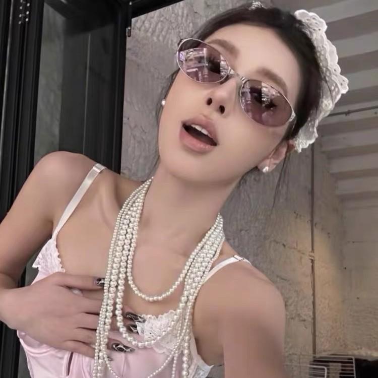 サングラス レディース メタルフレーム 猫目 キャットアイ Y2K 紫外線カット UV400 ドライブ 運転 釣り 旅行 ブラック ピンク系