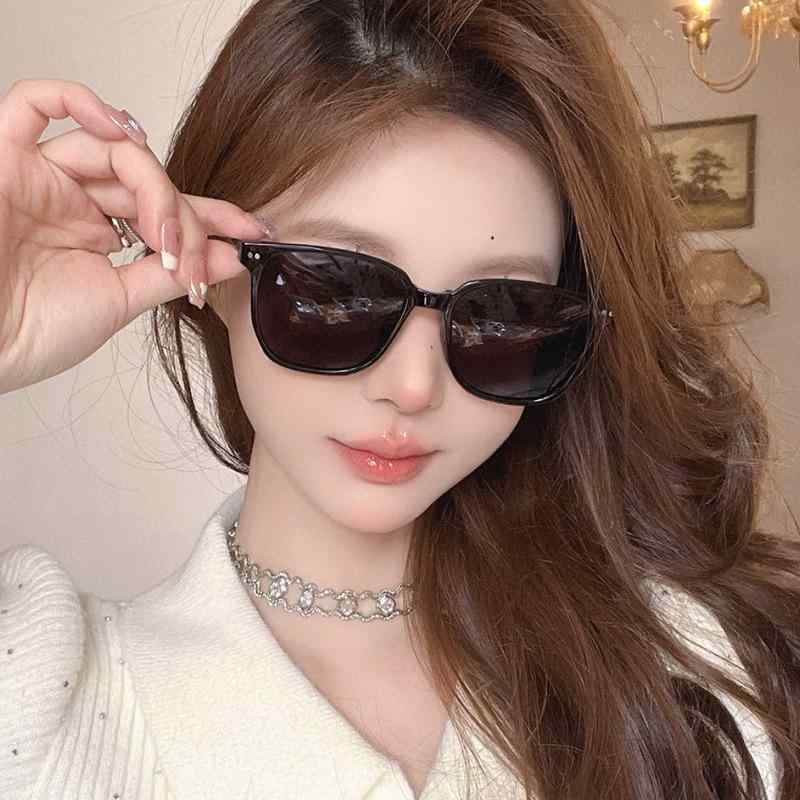 サングラス レディース メンズ 偏光 UV400 紫外線カット 超軽量 折りたたみ式 ファッション ドライブ 旅行 運転用 ブラック グレー(4.0)