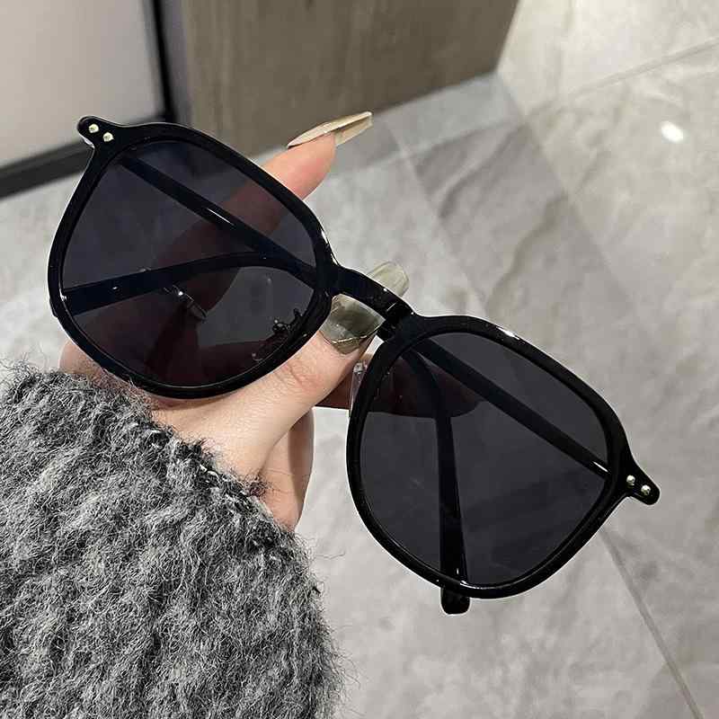 サングラス レディース 紫外線対策 UV400 グレーレンズ ブラックフレーム 茶色 運転 ドライブ 普段使い 紫外線カット 釣り 海 旅行 ファッション