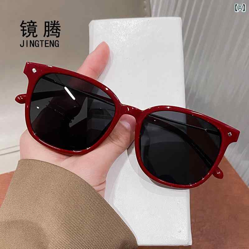 サングラス レディース 赤フレーム UVカット 紫外線対策 メタルテンプル 四角形 スクエア 韓流 ファッション ドライブ 釣り 旅行 黒 ブラック