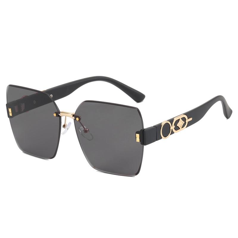 サングラス レディース 女性用 大判サイズ レトロ UVカット 紫外線対策 日焼け対策 ブラック グレー オレンジ ピンク グリーン ブラウン スクエア型 プラスチック 金属 ドライブ 旅行 普段使い