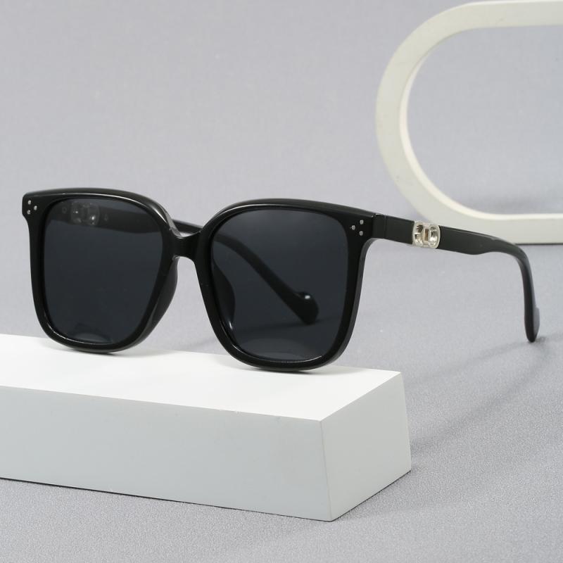 サングラス 男女兼用 ファッション ドライブ 運転用 偏光レンズ UV400カット 紫外線対策 ブラック グレー アウトドア レジャー 旅行