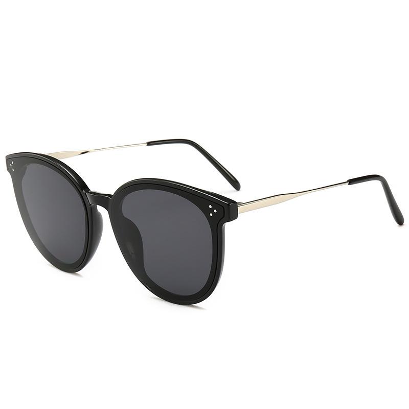 サングラス レディース 女性用 黒 大きめフレーム ファッション レトロ UV400カット 灰色レンズ ブラック ブラウン クリア グリーン おしゃれ かわいい きれいめ 上品 エレガント パーティー 旅行 ドライブ