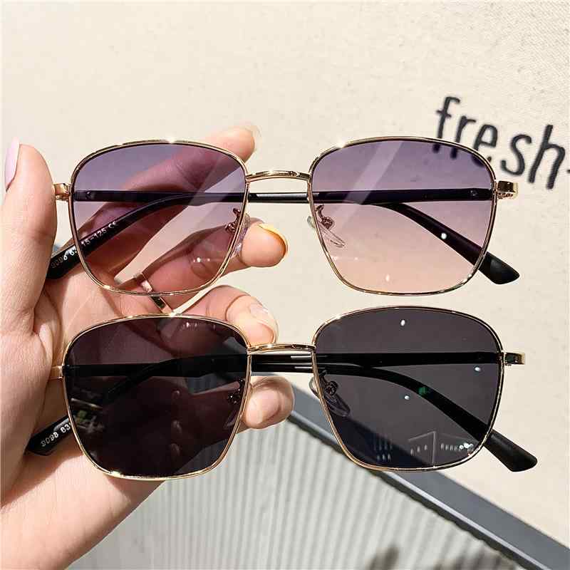 サングラス レディース メンズ 兼用 メタルフレーム グラデーションレンズ レトロ UVカット 紫外線対策 小顔効果 ドライブ 旅行 黒 ブラック ゴールド