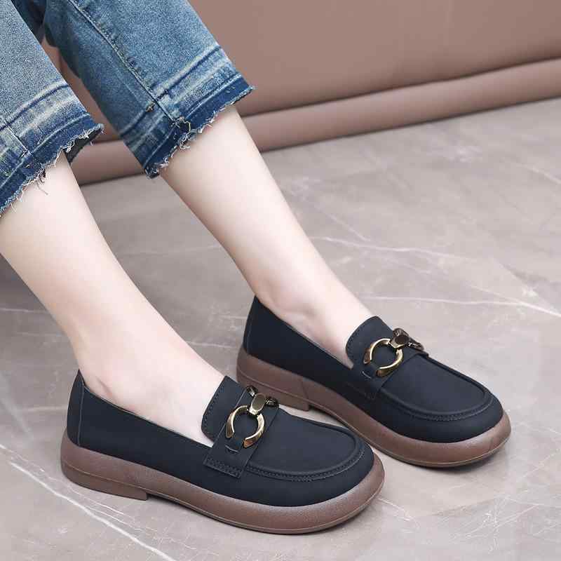 ローファー レディース 厚底 柔らかい ぺたんこ靴 フラットシューズ ラウンドトゥ モカシン スリッポン 通勤 普段使い 春秋 カーキ色 黒