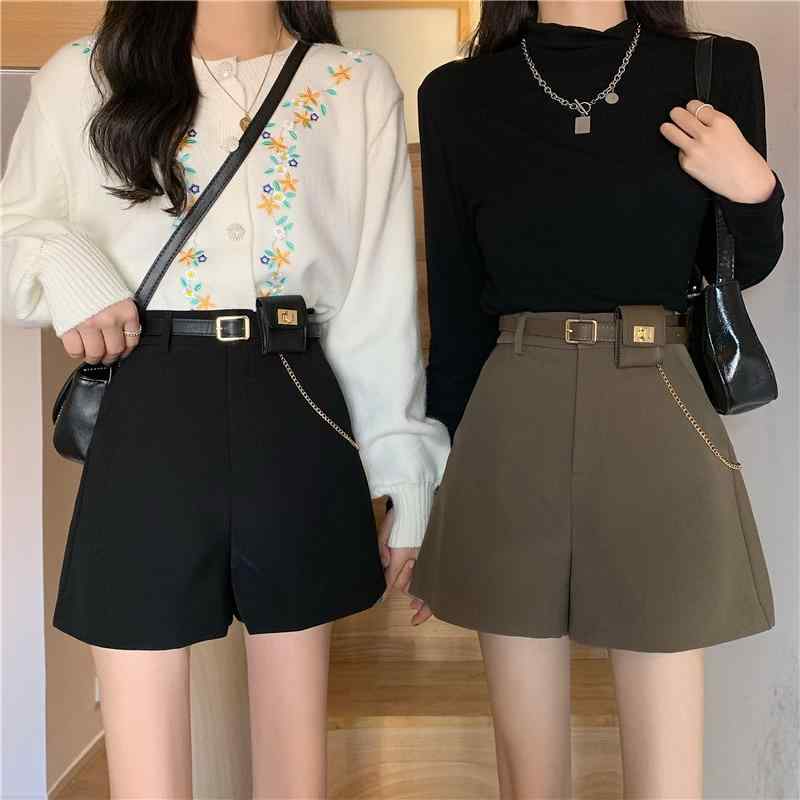 ・素材: その他・パンツのタイプ: ワイドレッグ・パンツ丈: ショートパンツ・ウエスト: ハイウエスト・厚さ: 厚手・デザイン: アシンメトリー・カラー: ブラック・サイズ展開: XS、S、M、L、XL、2XL、3XL、4XL・スタイル: スウィート、プリンセス・対象: レディース・カテゴリ: カジュアルパンツ・仕様: ポケット付き