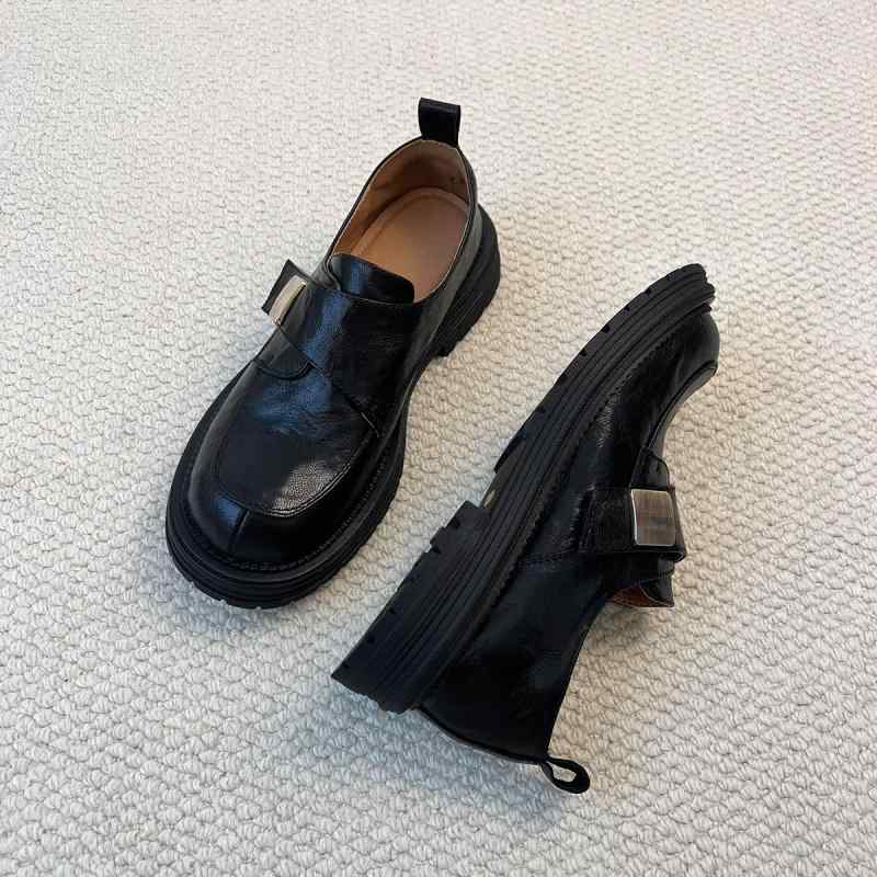 ・カラー: ブラック、ブラウン・サイズ: 35、36、37、38、39、40・流行の要素: 太ヒール・つま先の形状: ラウンドトゥ・スタイル: ブリティッシュ・アッパー素材: シープスキン・皮革の特徴: 羊皮・ヒールの高さ: ミドルヒール（...