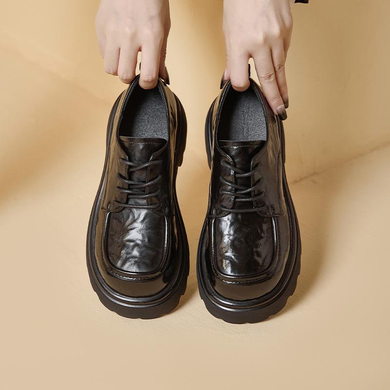 ローファー レディース 厚底 本革 レースアップ シューズ 2024 秋冬 靴 ラウンドトゥ 紐靴 レザー ワークシューズ 韓国風 カジュアル ブラウン ブラック