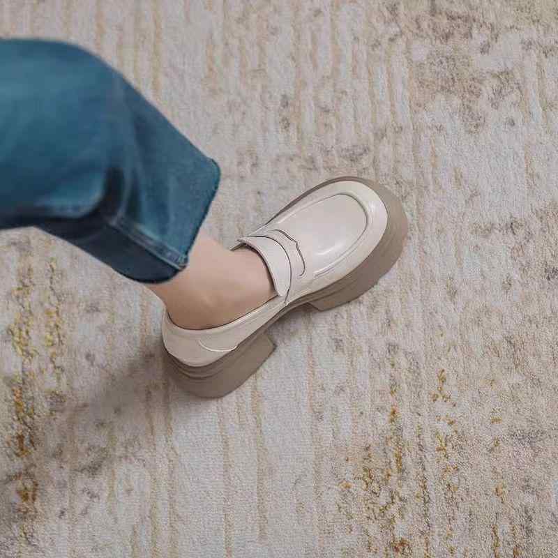 ローファー レディース 厚底 シークレットヒール レザーシューズ 黒 ブラック アーモンドトゥ 超ハイヒール 8cm以上 インヒール 痛くない 歩きやすい 疲れない スムース ローヒール 婦人靴 かわいい