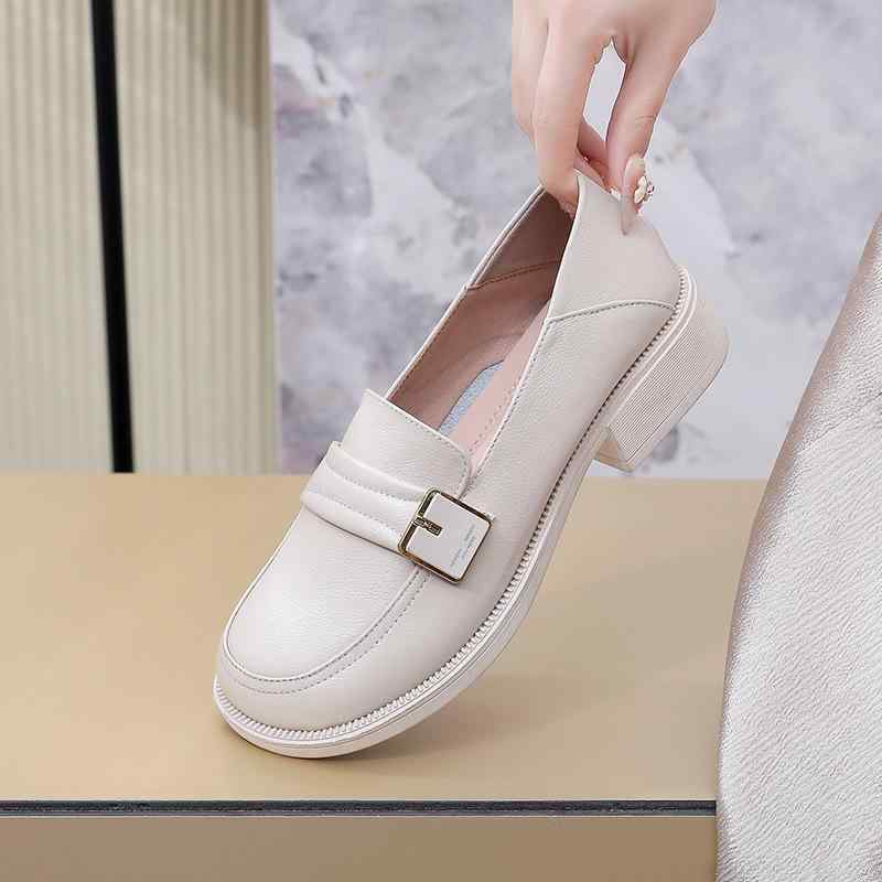 ローファー レディース 厚底 カジュアルシューズ 本革 丸 головный убор ラウンドトゥ スリッポン 太ヒール 歩きやすい 普段使い 黒 白 春秋