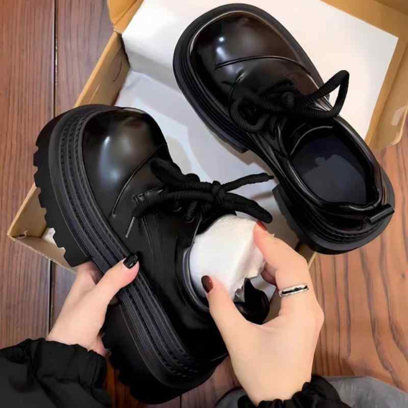 靴 レディース ローファー 厚底 タッセル付き ラウンドトゥ チャンキーヒール 合皮 漆皮 ブラック ブラウン 春夏 秋冬 カジュアル