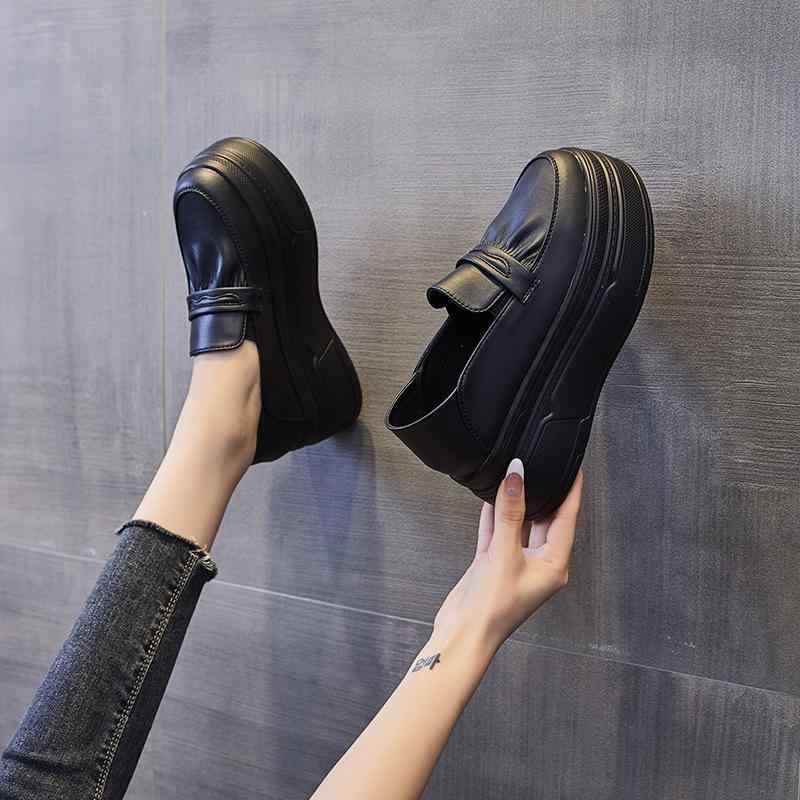 ローファー レディース 本革 厚底 シューズ レザーシューズ スリッポン インヒール ラウンドトゥ 防水 春秋 黒 ブラック